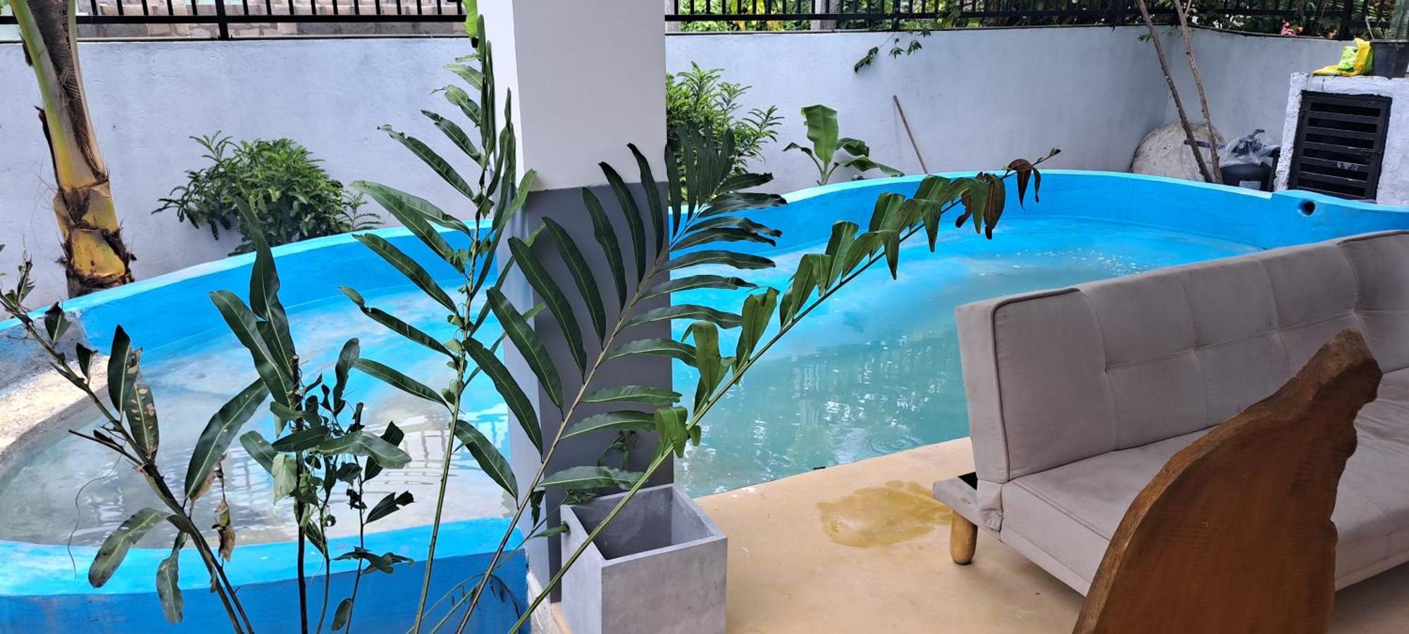 Hotel Cactus Surf à Ahangama Extérieur photo